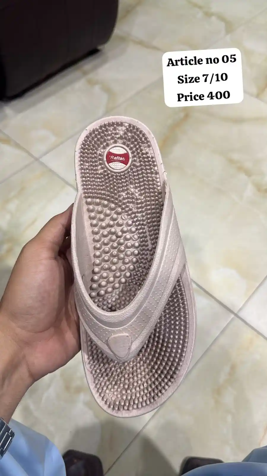 Article 05 massage plastic flip-flop